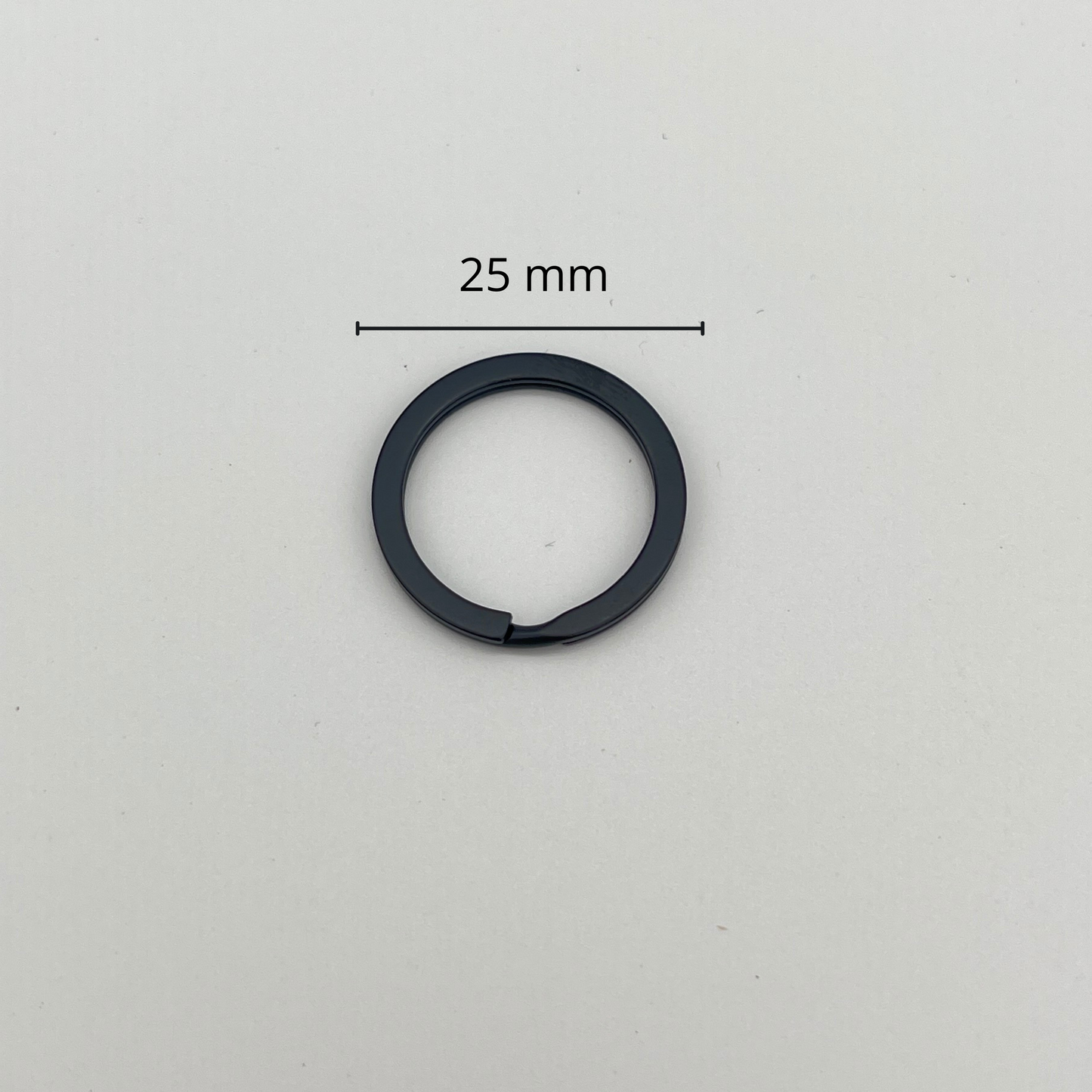 Anneau de porte-clefs 25 mm couleur noir